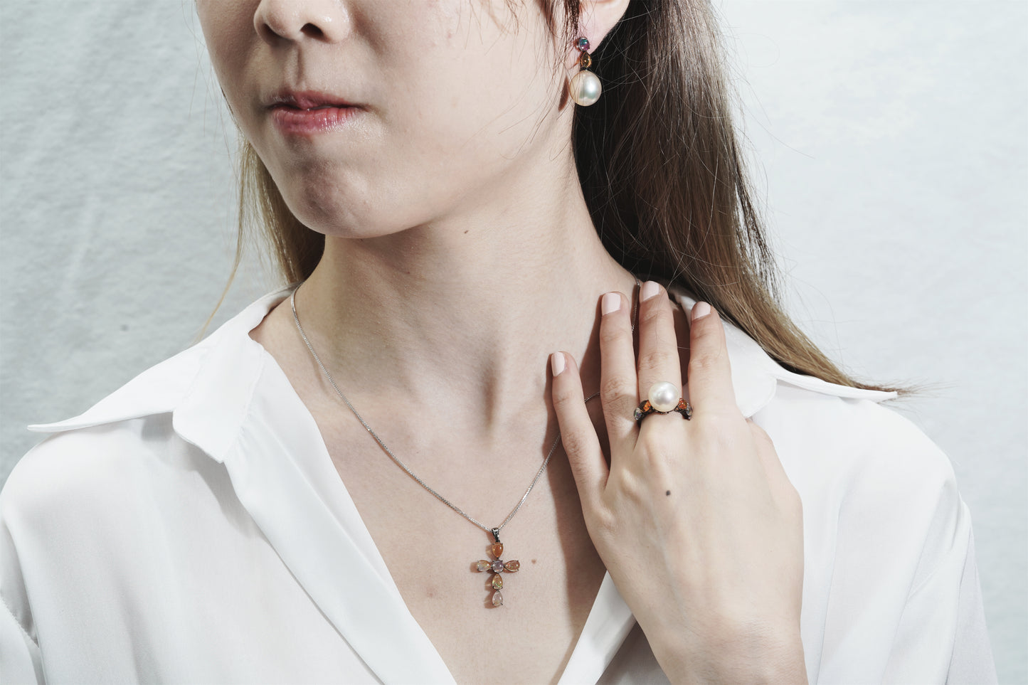 18K 白金澳寶吊墜