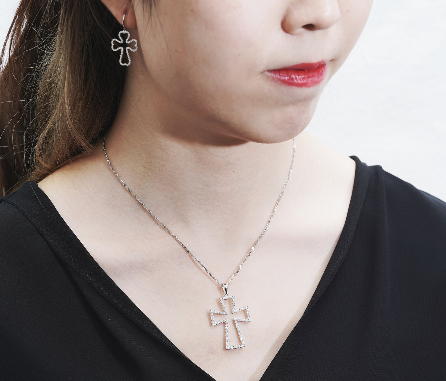 18K 白金鑽石吊墜